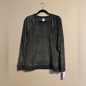 NWT Stars Above velour gray crewneck (L)